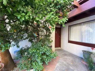 Photo #3: 2141471 Listing 