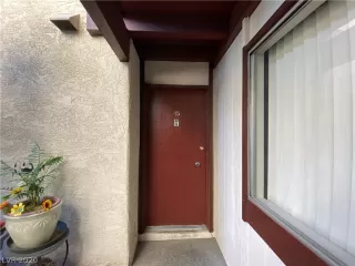 Photo #4: 2141471 Listing 