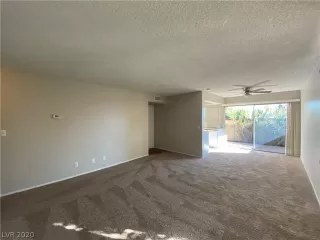 Photo #5: 2141471 Listing 