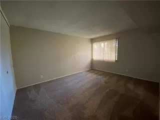 Photo #6: 2141471 Listing 