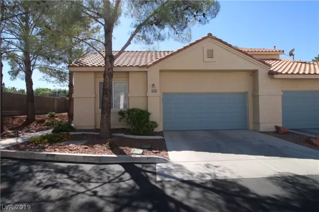 MLS: 2141503 Condo For Sale