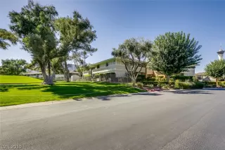 Photo #4: 2141505 Listing