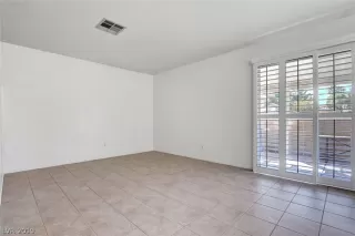 Photo #1: 2141508 Listing