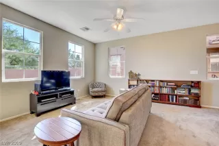 Photo #3: 2141513 Listing