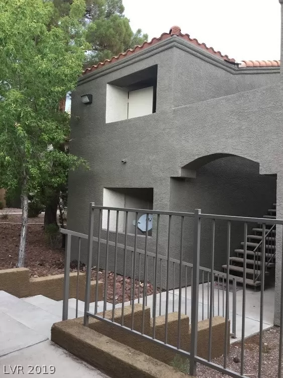 MLS: 2141522 Condo For Sale