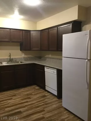 Photo #3: 2141522 Listing 