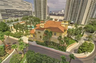 Photo #2: 2141543 Listing