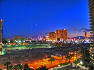 Photo #3: 2141543 Listing