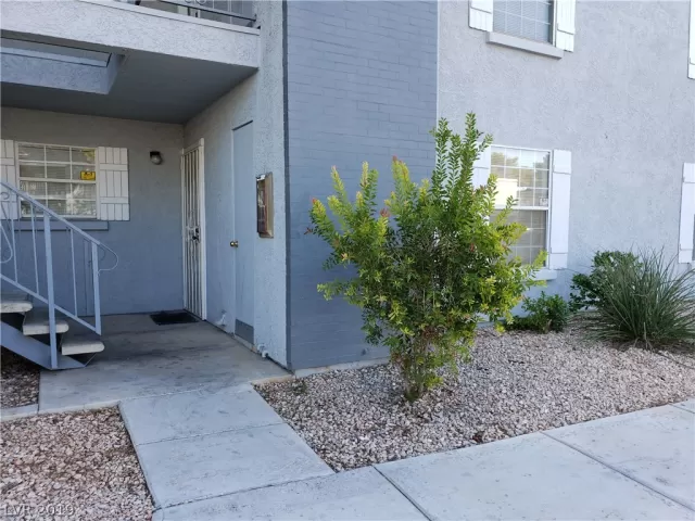 MLS: 2141555 Condo For Sale