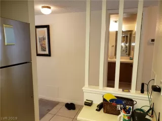 Photo #4: 2141555 Listing 