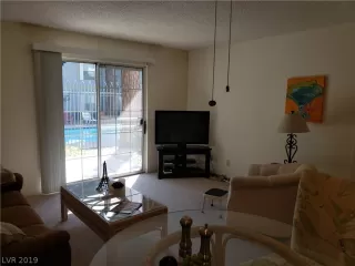 Photo #6: 2141555 Listing 