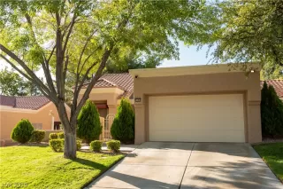 Photo #1: 2141578 Listing 