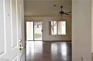 Photo #5: 2141578 Listing 