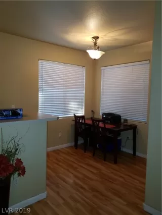 Photo #2: 2141605 Listing