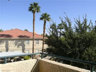 Photo #5: 2141616 Listing