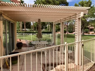 Photo #1: 2141623 Listing 