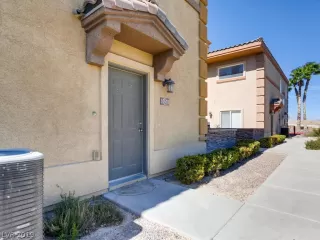 Photo #1: 2141644 Listing 