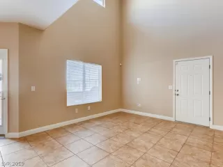 Photo #2: 2141644 Listing 