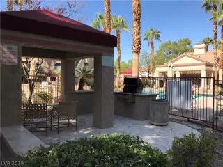 Photo #2: 2141714 Listing 