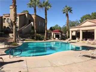 Photo #3: 2141714 Listing 