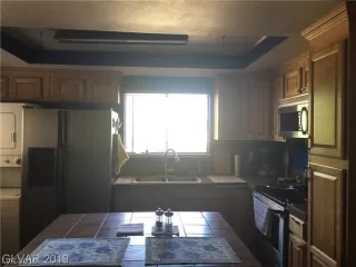 Photo #3: 2141744 Listing