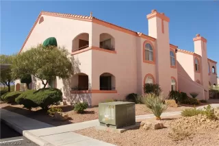 Photo #4: 2141751 Listing 