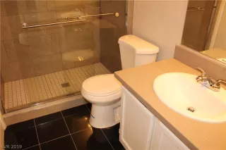 Photo #6: 2141751 Listing 