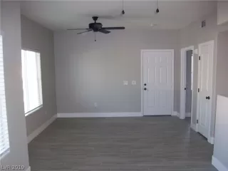 Photo #1: 2141756 Listing 