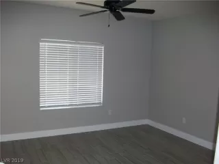 Photo #4: 2141756 Listing 