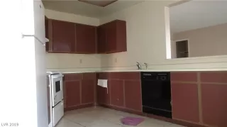 Photo #4: 2141763 Listing 