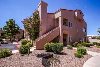 Photo #2: 2141796 Listing