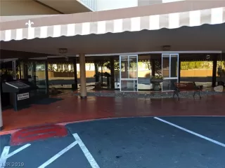 Photo #2: 2141808 Listing