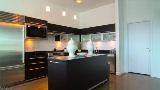 Photo #2: 2141882 Listing