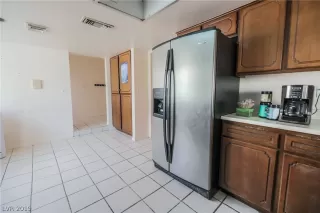 Photo #3: 2141885 Listing