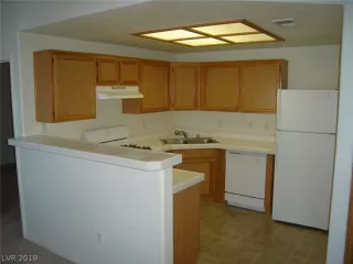 Photo #3: 2141894 Listing 