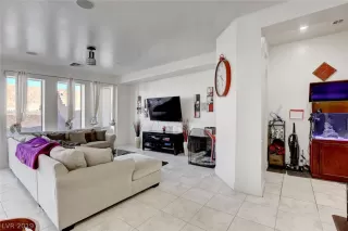 Photo #6: 2141972 Listing 