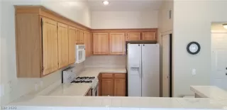 Photo #2: 2141979 Listing