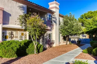 Photo #1: 2141981 Listing