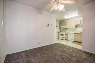 Photo #5: 2142010 Listing