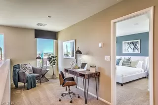 Photo #3: 2142019 Listing