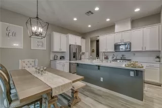 Photo #4: 2142020 Listing 