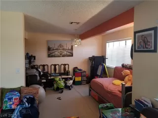 Photo #2: 2142087 Listing