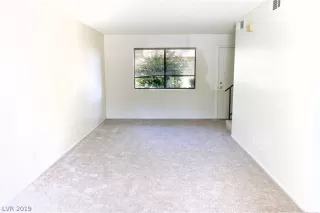 Photo #5: 2142092 Listing