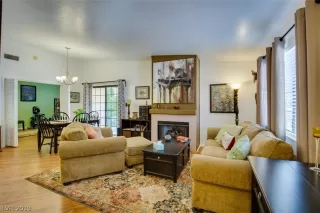 Photo #2: 2142094 Listing