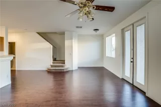 Photo #2: 2142161 Listing