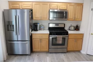 Photo #3: 2142167 Listing