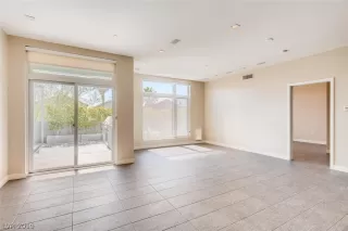 Photo #2: 2142207 Listing 