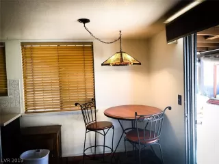 Photo #4: 2142225 Listing