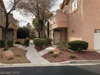 Photo #3: 2142415 Listing