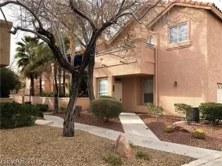 Photo #4: 2142415 Listing